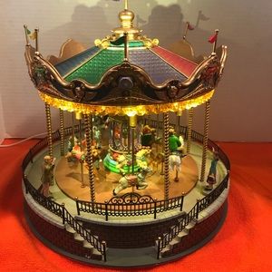 Carole town carousel